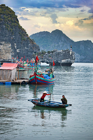 03-HalongBay-02