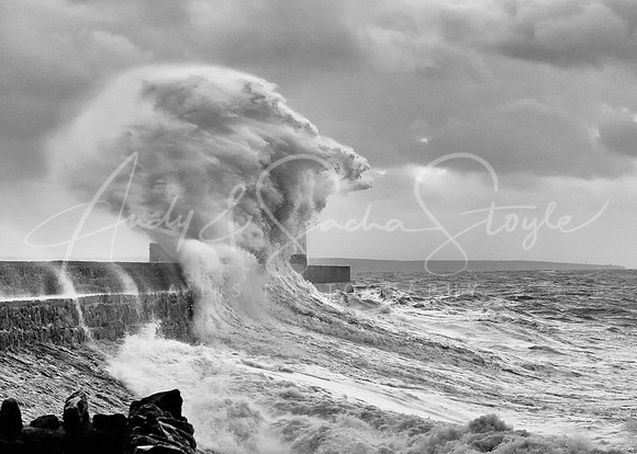 10Porthcawl-Storm01
