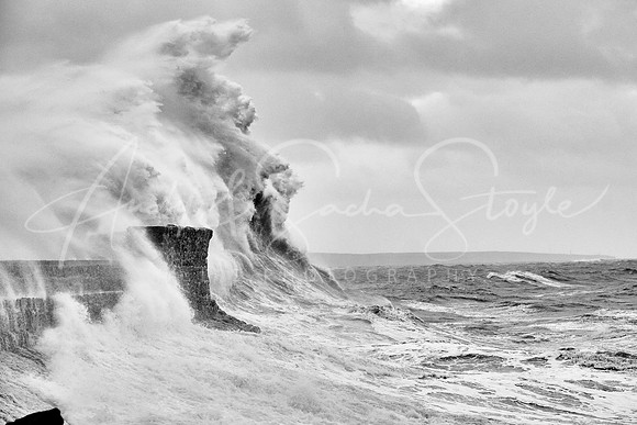 10Porthcawl-Storm02