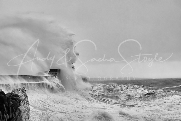 10Porthcawl-Storm04