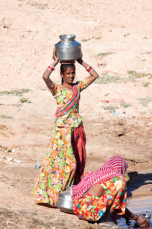 01-India-Khichan01