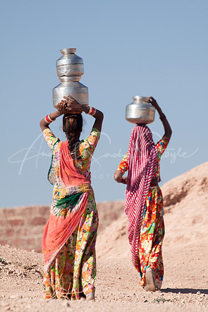 01-India-Khichan02