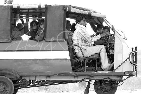 01-India-Rishikesh04