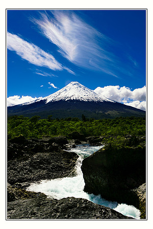 Chile Volcan Osorno  Salto Del Petrohue 01