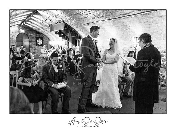 04-24May15CardiffCastle-03