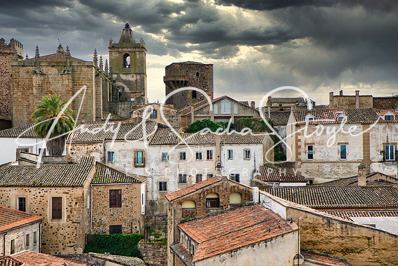Caceres05