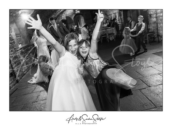 04-24May15CardiffCastle-16