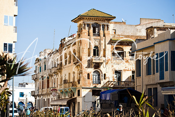 Larache 105